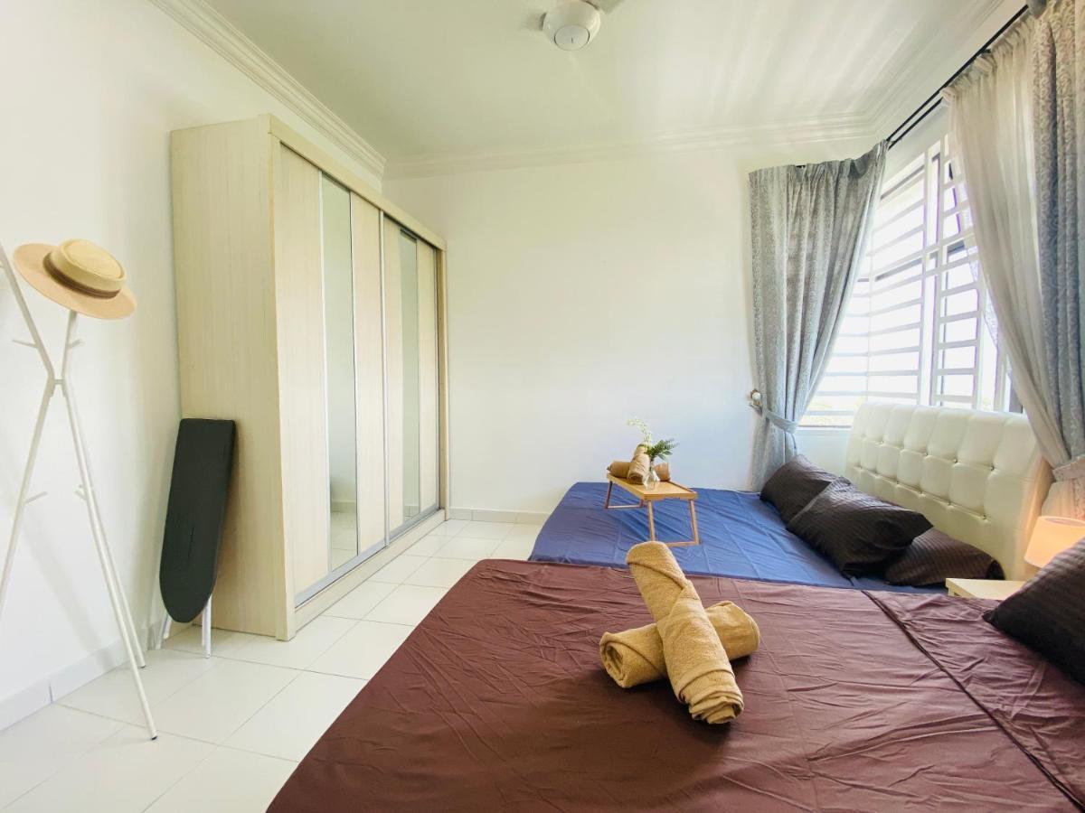 Cozy 1-10 Pax 4Qbeds 2Sbeds Shah Alam Sec7, I-City Exterior foto